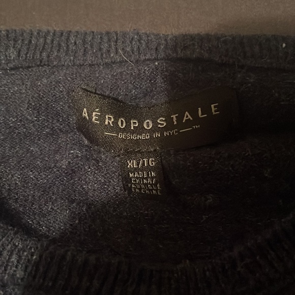 Aeropostale XL crew neck - Picture 2 of 2